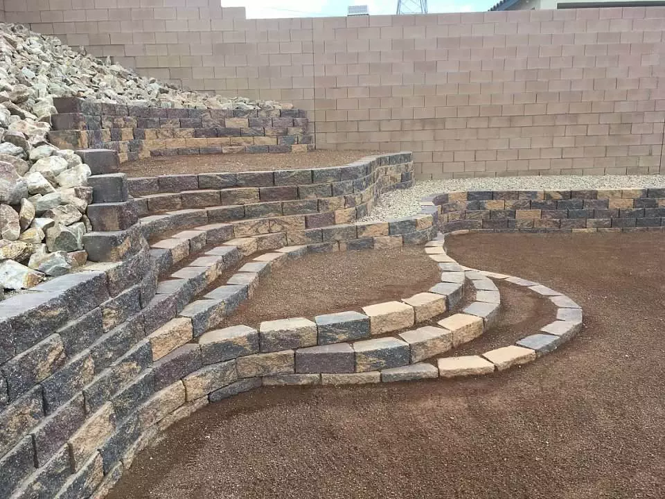 Retaining Wall Landscaper in Bullhead City, Fort Mohave and Mohave Valley